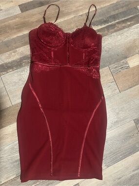 privy Deep Red Lace-Detail Mini Bodycon Dress
